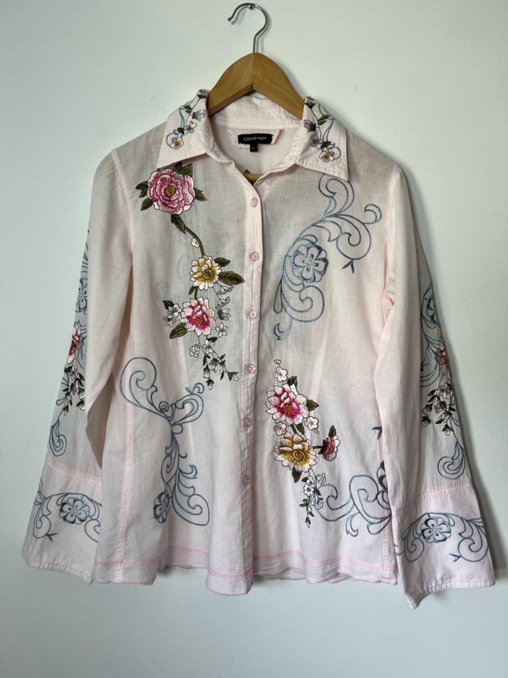 Como No? Pastel Pink All-over Embroidered Floral Button-Down Western Shirt